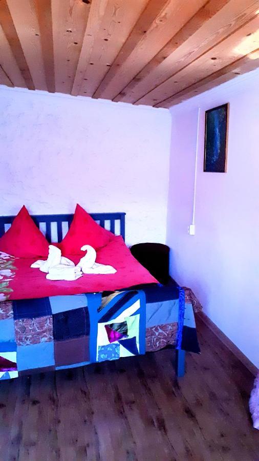 Laila Guest House Mestia Exterior foto